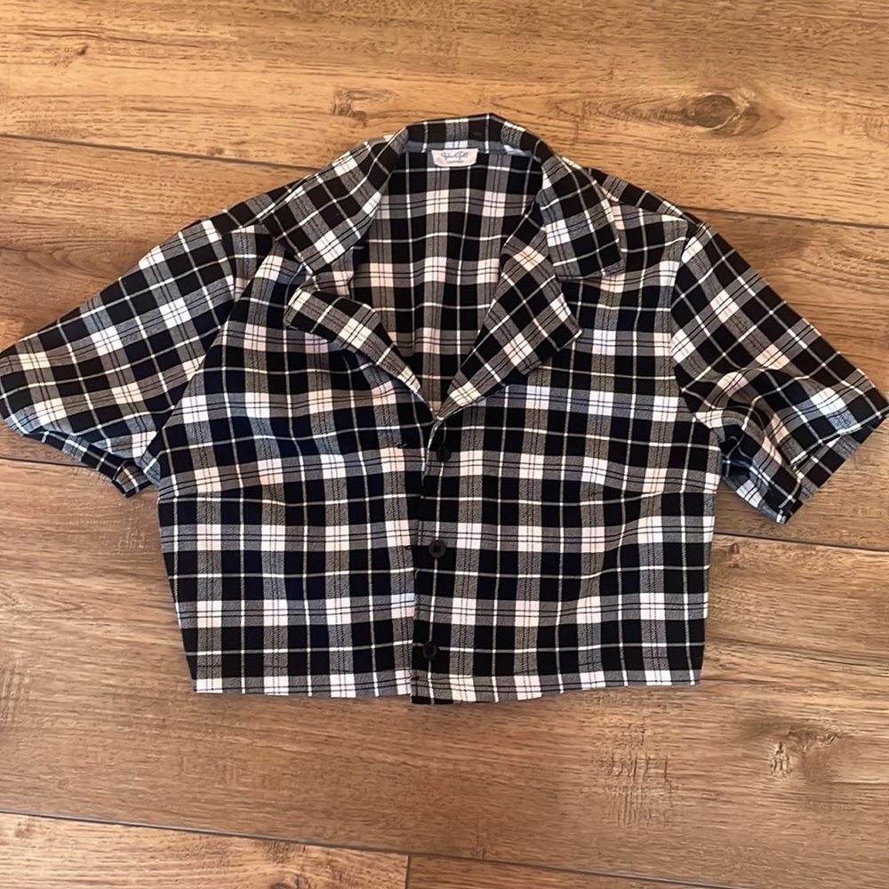 Brandy Melville button top